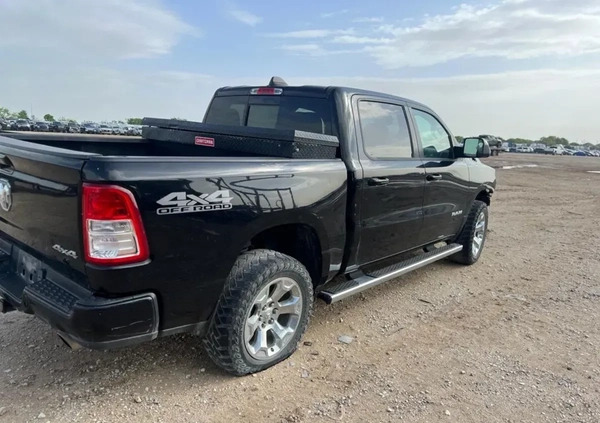 Dodge RAM cena 117700 przebieg: 100573, rok produkcji 2020 z Warszawa małe 326